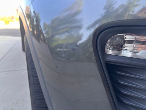 Used 2018 Ford Explorer Sport image 16