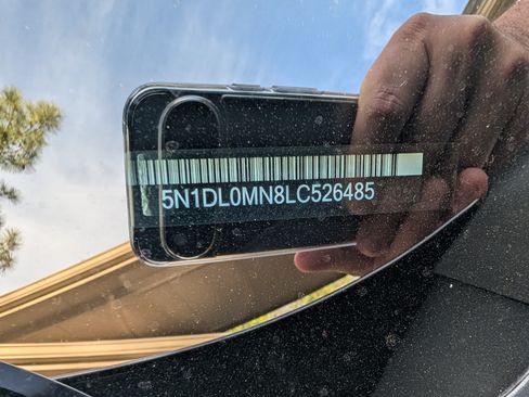 Used 2020 INFINITI QX60 Luxe w/ Sensory Package image 13