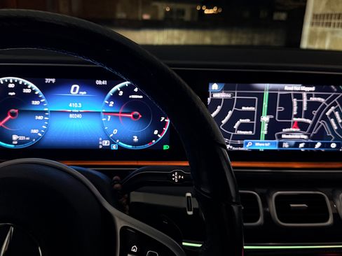 Used 2020 Mercedes-Benz GLE 350 350 Sport Utility 4D image 12