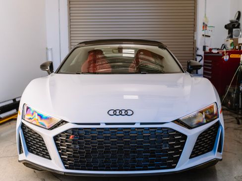 Used 2023 Audi R8 V10 performance image 5