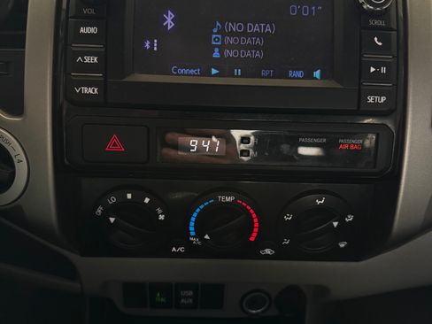 Used 2013 Toyota Tacoma Pickup 4D 5 ft w/ TRD Off-Road Pkg image 14