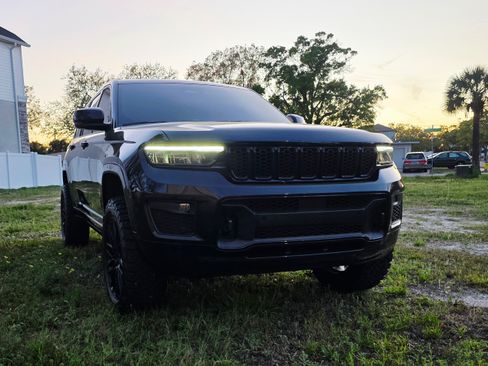 Used 2021 Jeep Grand Cherokee L Overland w/ Quick Order Package 25N image 5