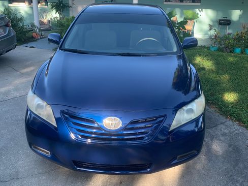 Used 2007 Toyota Camry LE image 1