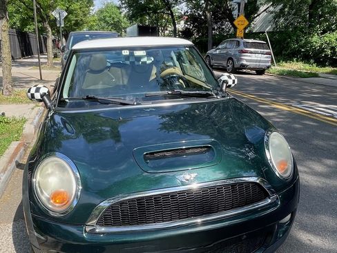 Used 2010 MINI Cooper S FWD image 2