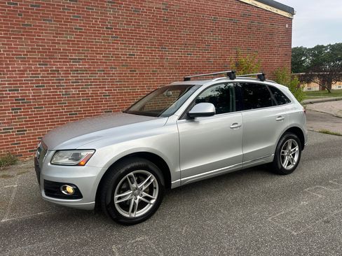 Used 2014 Audi Q5 2.0T Premium Plus w/ Premium Plus Package AWD/4WD image 2