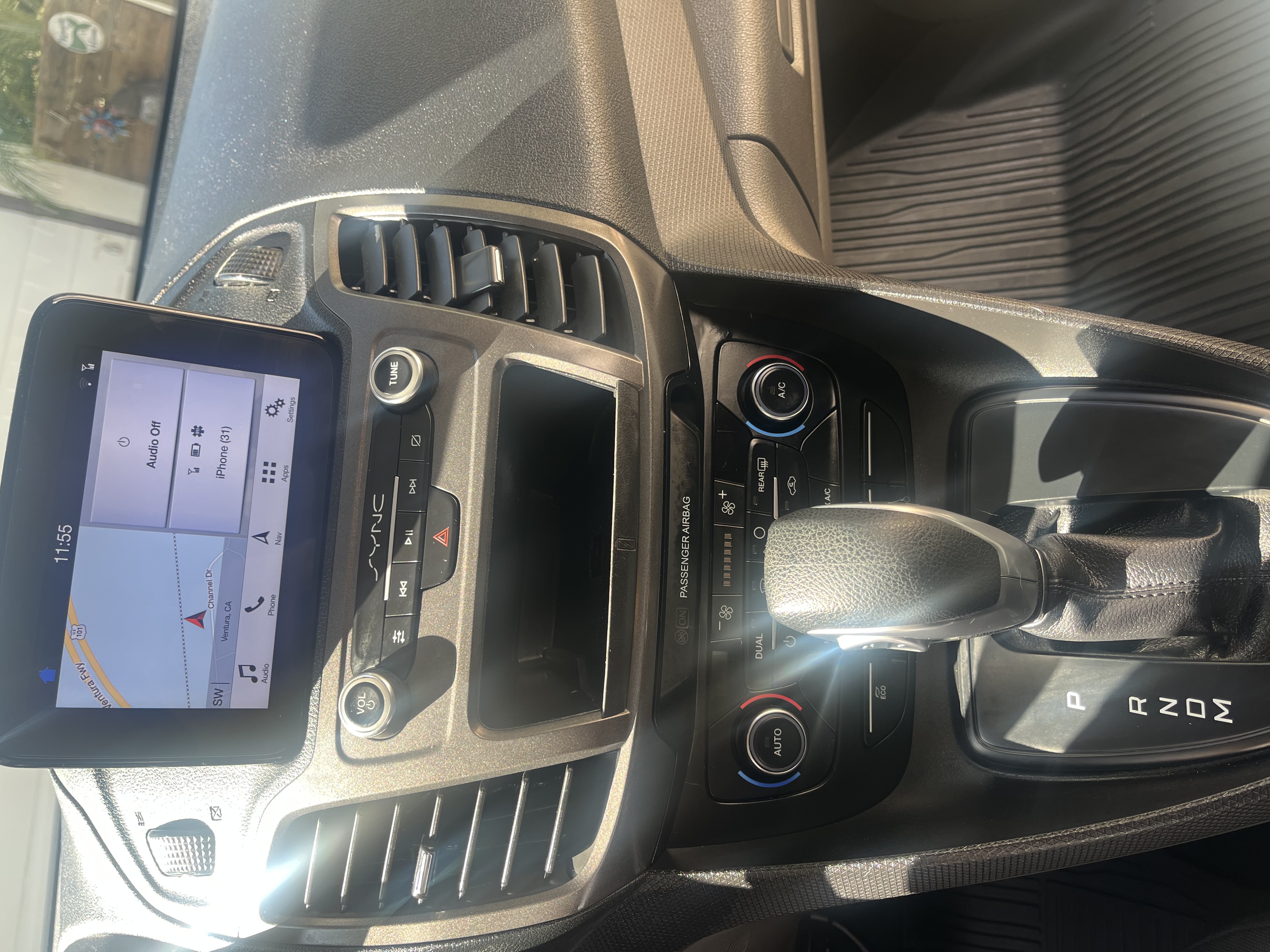 Used 2019 Ford Transit Connect XLT FWD image 8
