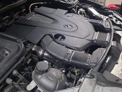 Used 2019 Mercedes-Benz E 450 4MATIC Sedan image 28