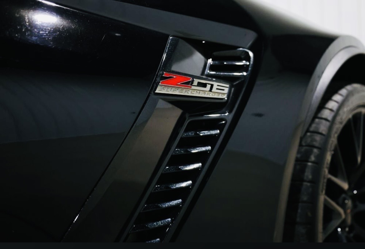 Used 2017 Chevrolet Corvette Z06 RWD image 9