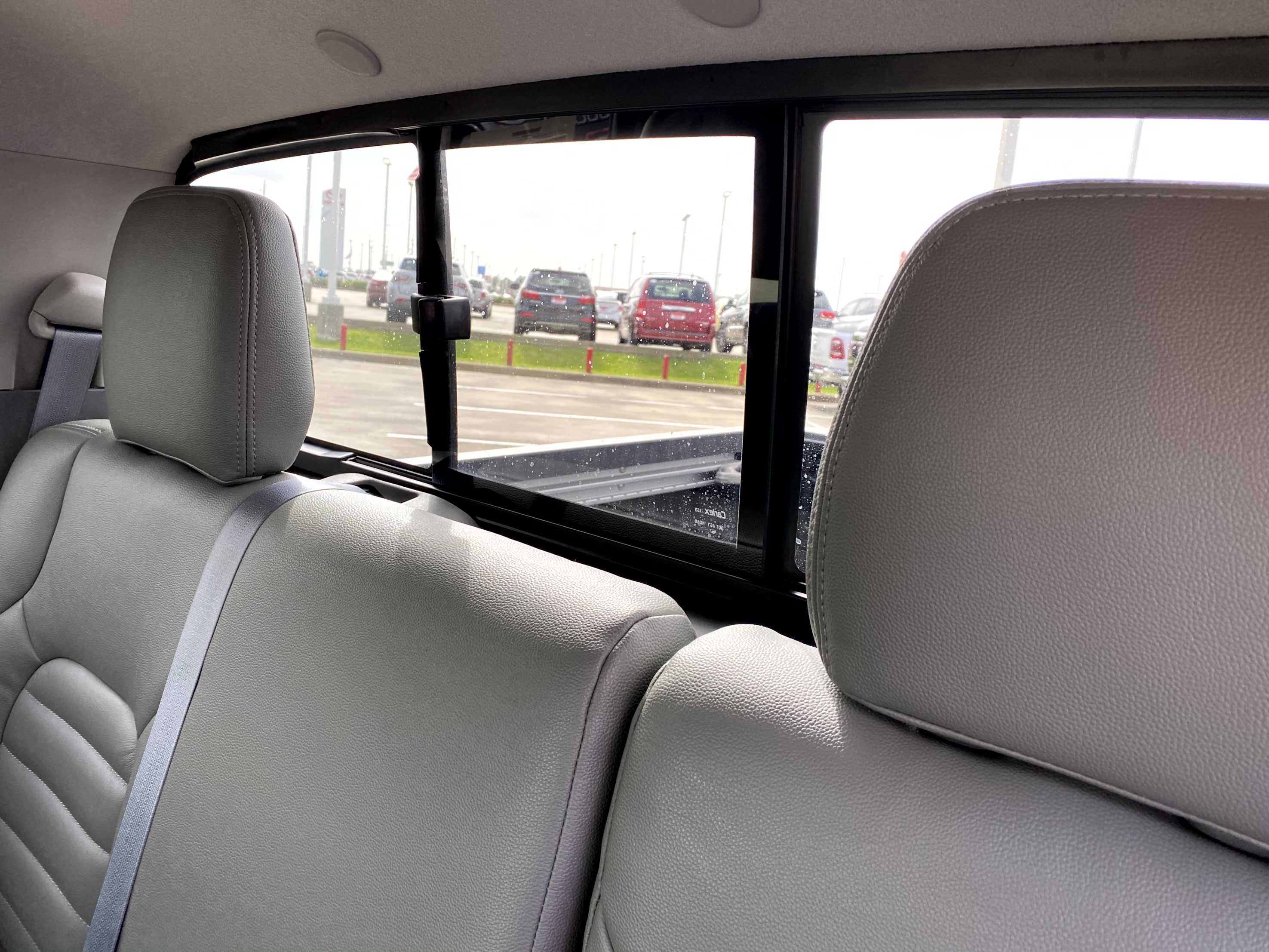 Used 2018 Nissan Frontier SV w/ Value Truck Package RWD image 9