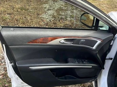 Used 2015 Lincoln MKZ AWD w/ Equipment Group 102A Reserve image 9