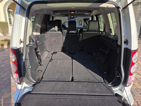 Used 2012 Land Rover LR4 HSE LUX image 2