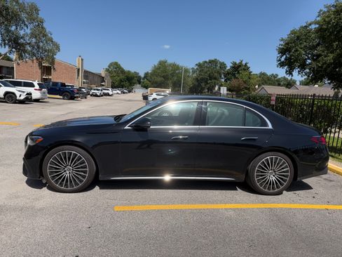 Used 2026 Mercedes-Benz E 350 Sedan image 2