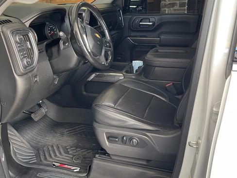 Used 2020 Chevrolet Silverado 2500 LTZ w/ LTZ Plus Package image 16