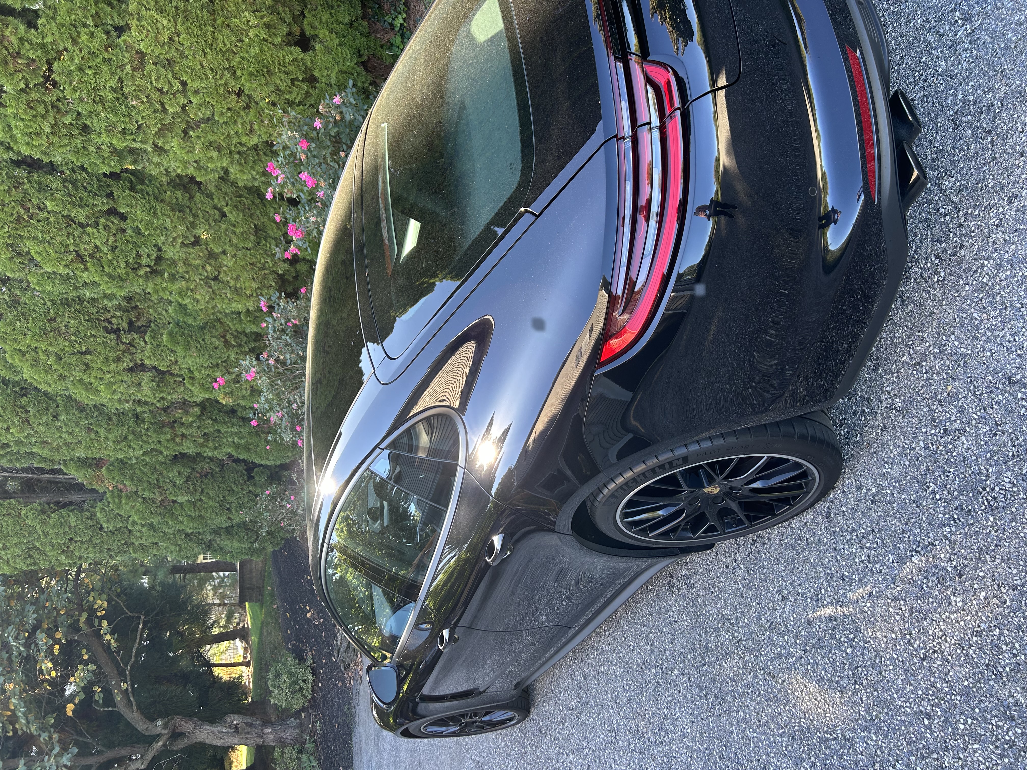 Used 2020 Porsche Panamera AWD/4WD image 1