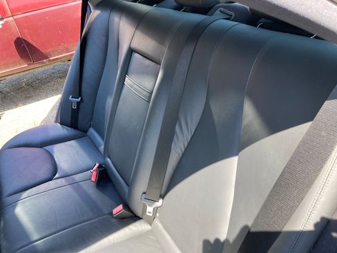 Used 2006 Mercedes-Benz S 500 4MATIC image 8