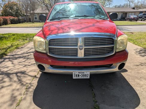 Used 2008 Dodge Ram 1500 Truck ST image 2