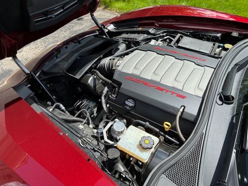 Used 2019 Chevrolet Corvette Stingray Coupe w/ 1LT RWD image 6