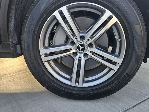 Used 2021 Mercedes-Benz GLC 300 300 Sport Utility 4D image 12