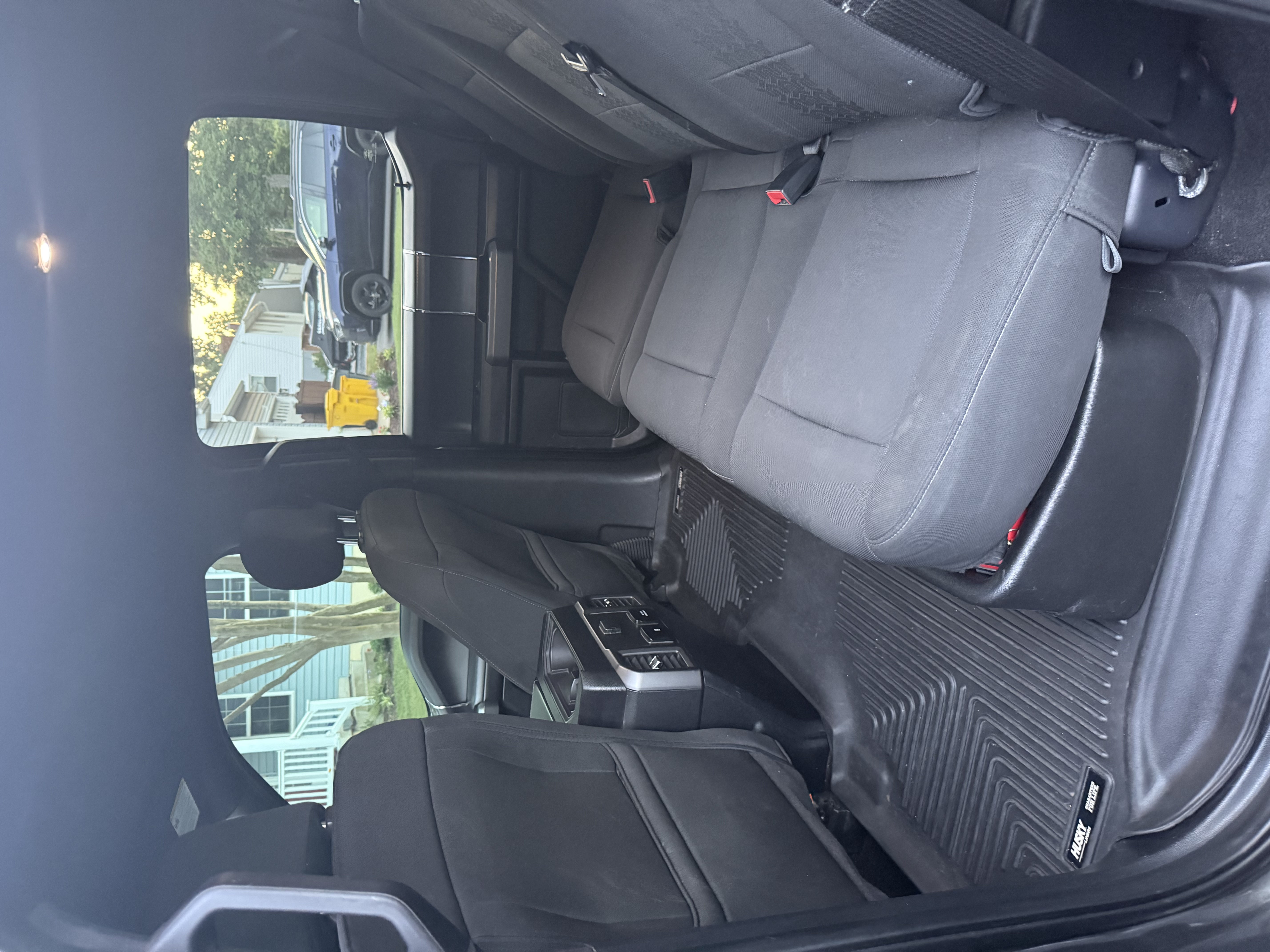 Used 2019 Ford F150 XLT w/ Equipment Group 302A Luxury AWD/4WD image 21