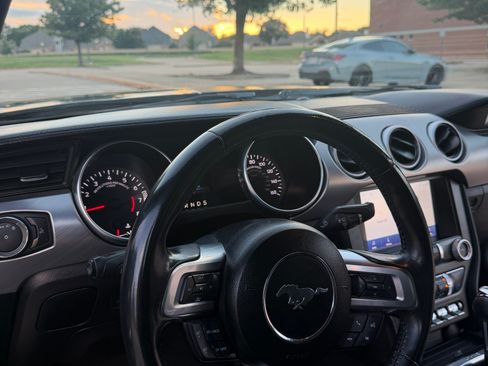 Used 2023 Ford Mustang Premium RWD image 11