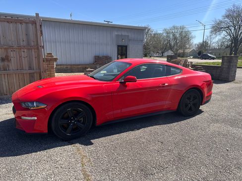 Used 2018 Ford Mustang EcoBoost Coupe 2D image 2