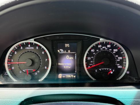 Used 2016 Toyota Camry SE FWD image 16
