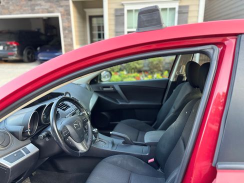 Used 2013 MAZDA MAZDA3 i Touring FWD image 11
