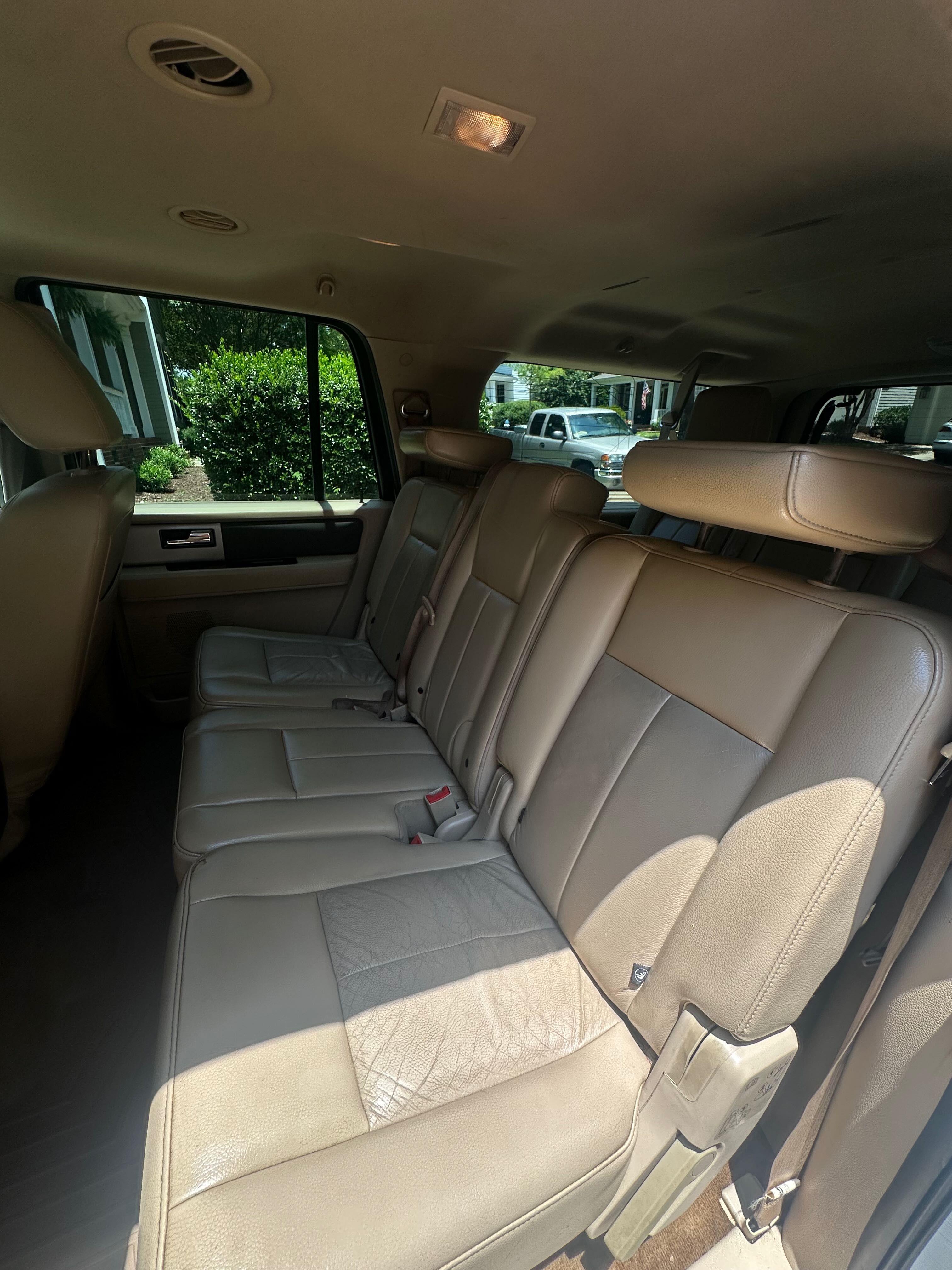 Used 2011 Ford Expedition EL XLT w/ 201A Rapid Spec Order Code RWD image 8
