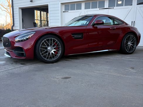 Used 2020 Mercedes-Benz AMG GT C image 1