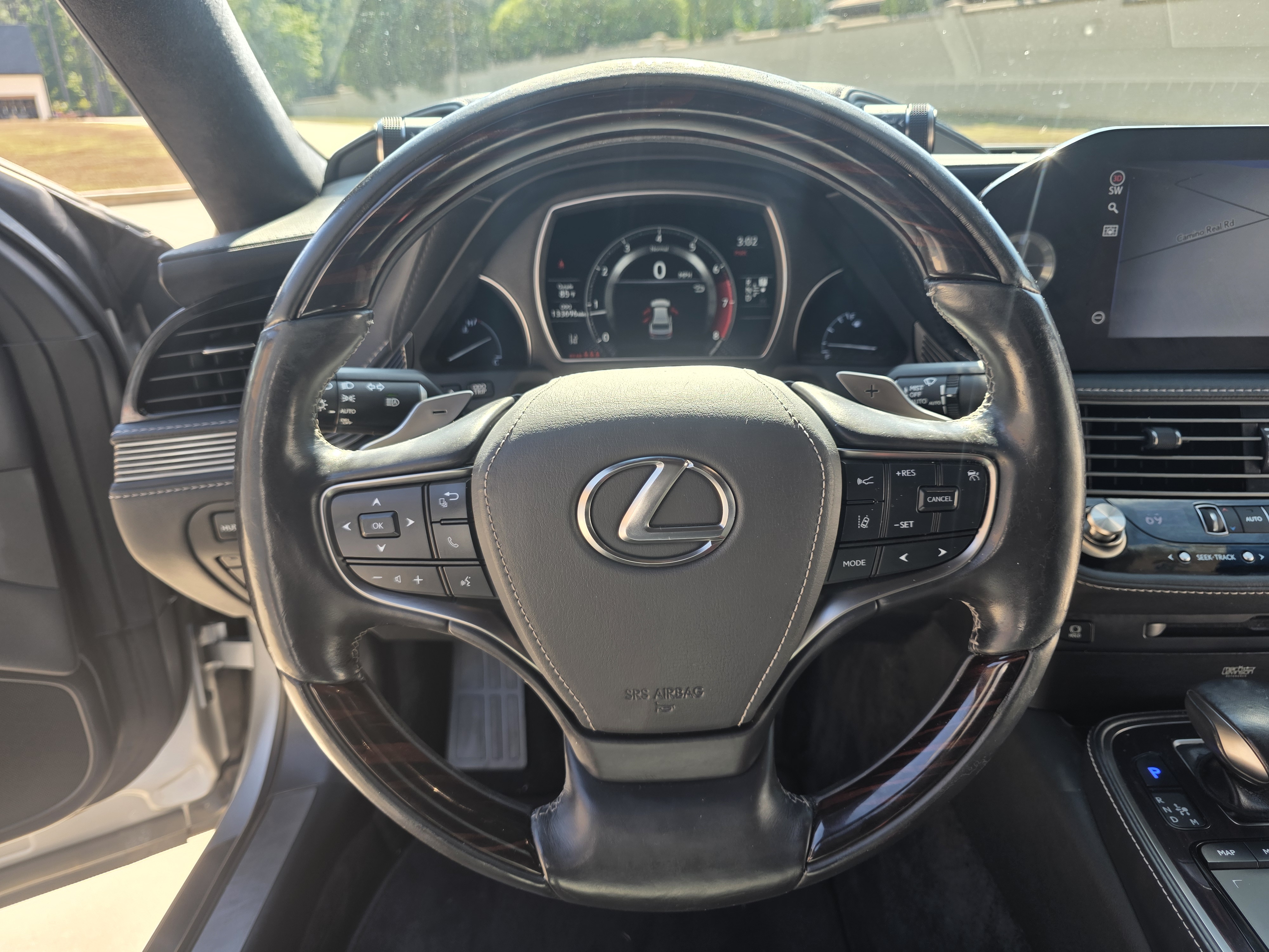 Used 2021 Lexus LS 500 w/ Interior Upgrade Package RWD image 16