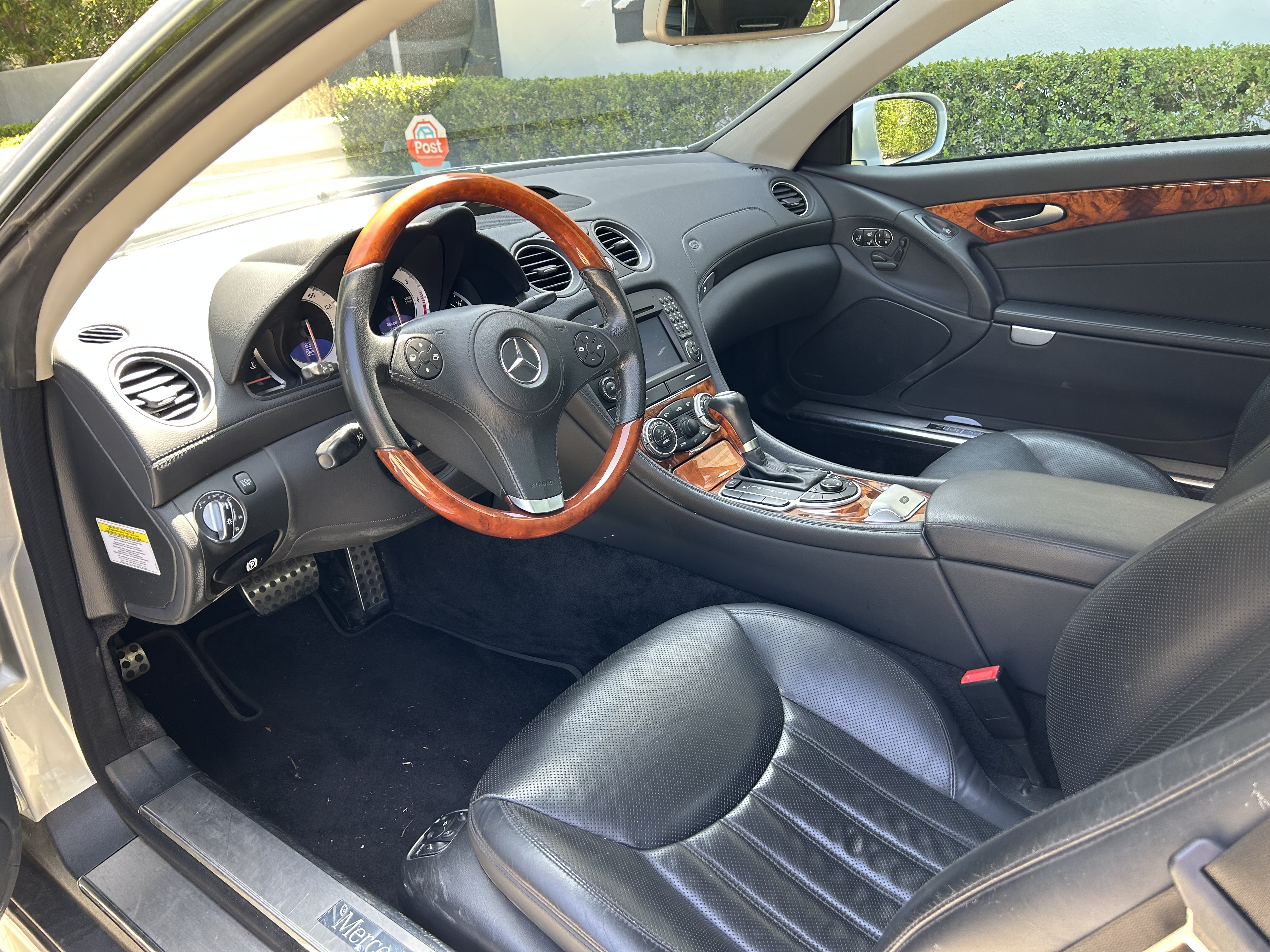 Used 2009 Mercedes-Benz SL 550 image 8