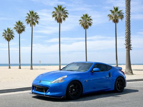 Used 2009 Nissan 370Z Coupe image 1