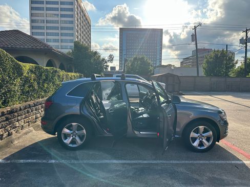 Used 2014 Audi Q5 2.0T Prestige AWD/4WD image 9