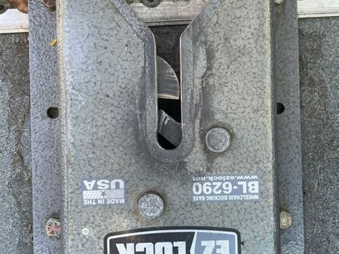 Used 2004 Chevrolet Venture Plus w/ Climate Package image 17