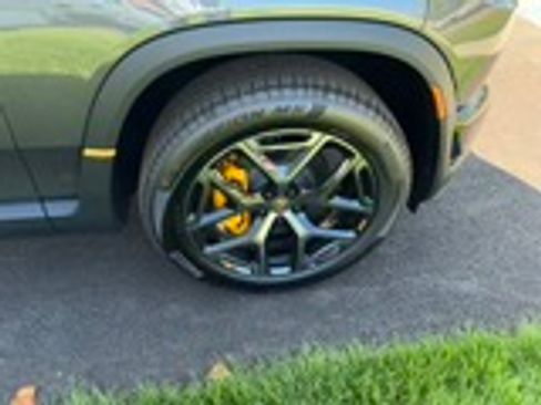 Used 2027 Rivian R2 Performance AWD/4WD image 19