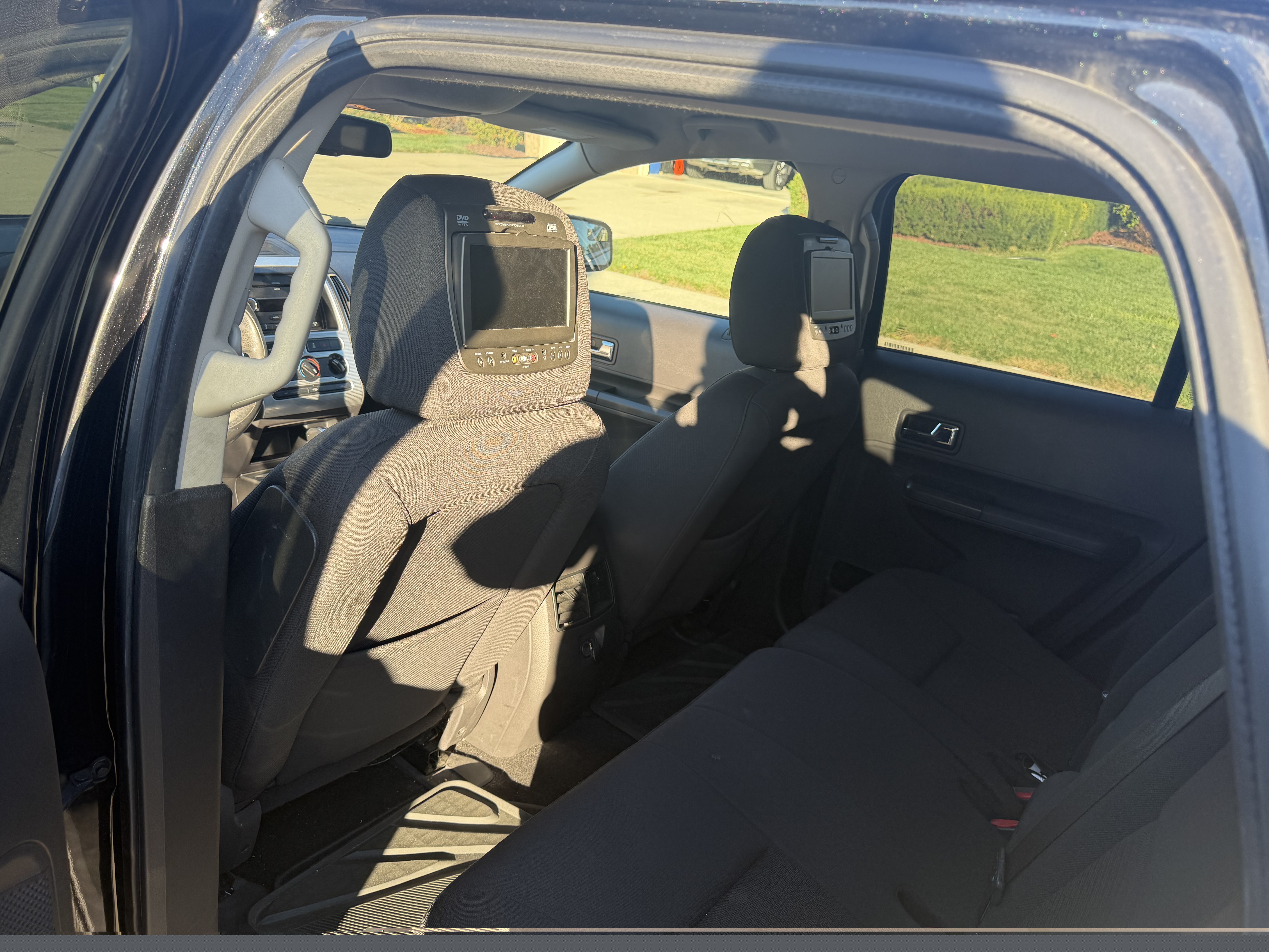 Used 2010 Ford Edge SEL AWD/4WD image 8