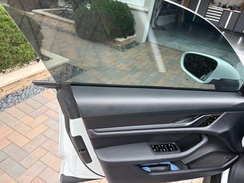 Used 2021 Porsche Taycan Sedan 4D image 25