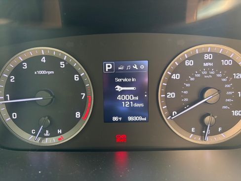 Used 2015 Hyundai Sonata Sport w/ Option Group 03 image 14