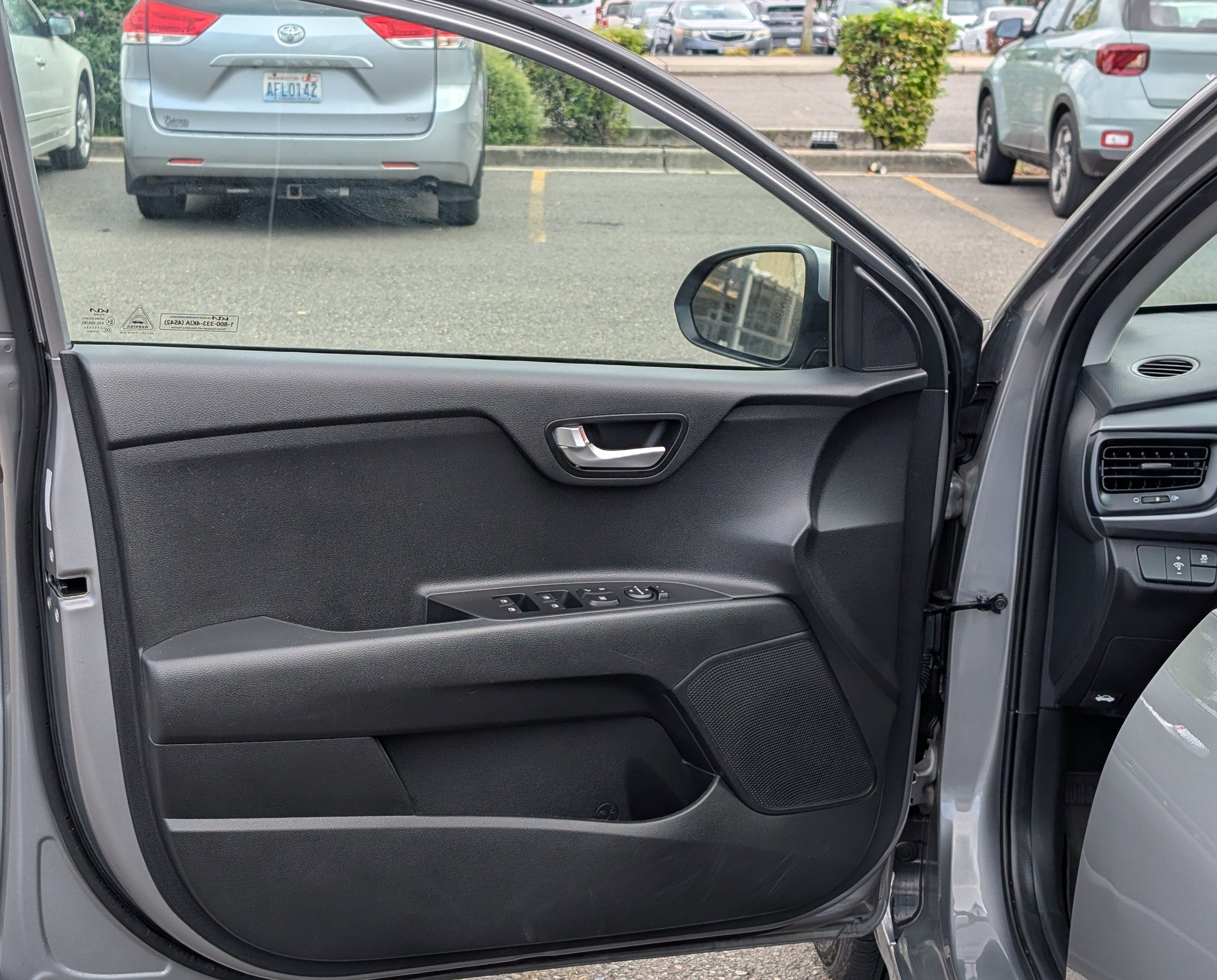 Used 2023 Kia Rio S FWD image 20