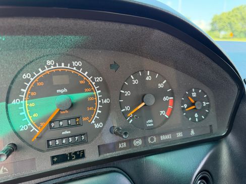 Used 1993 Mercedes-Benz 500 SL image 6