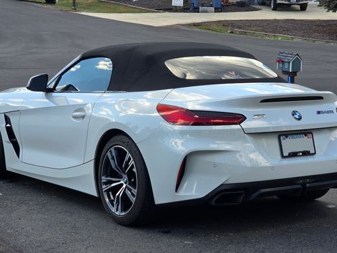 Used 2020 BMW Z4 M40i w/ Executive Package image 5