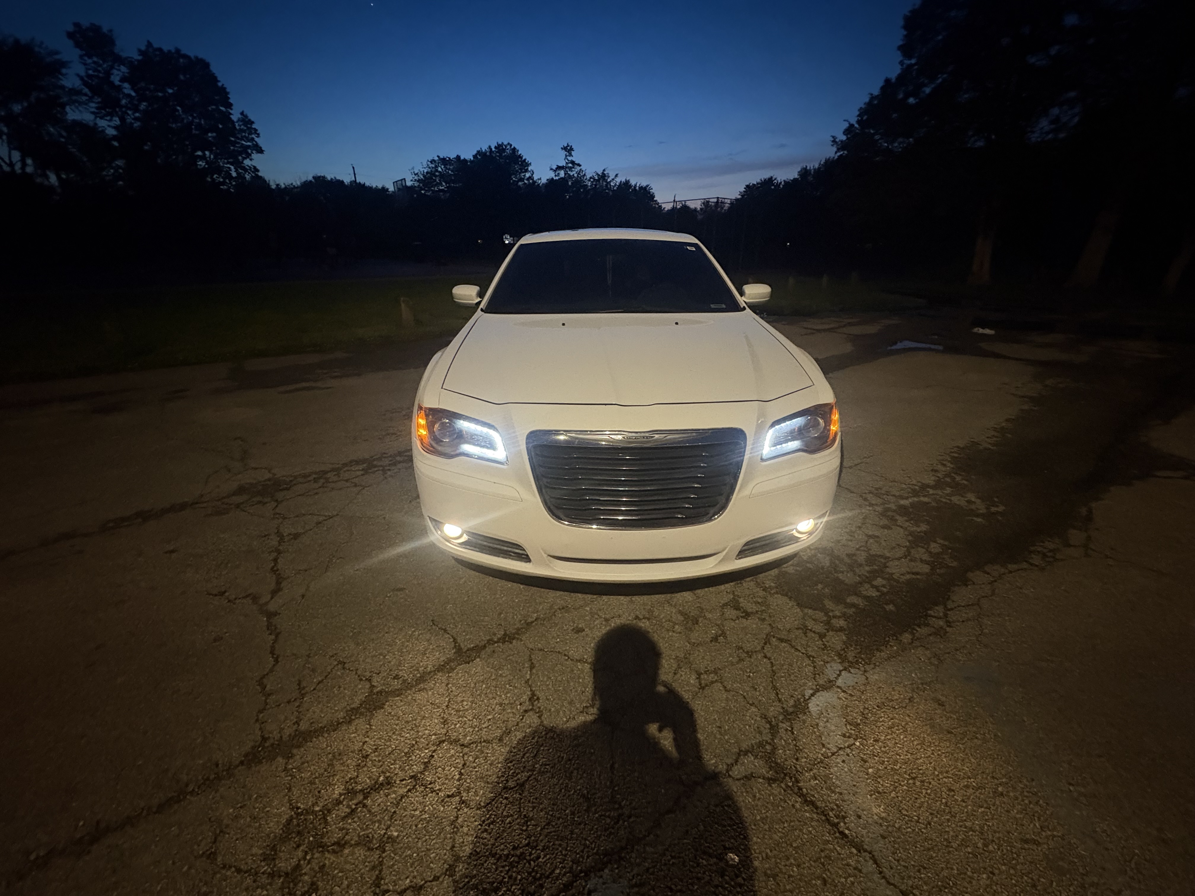 Used 2014 Chrysler 300 S RWD image 12
