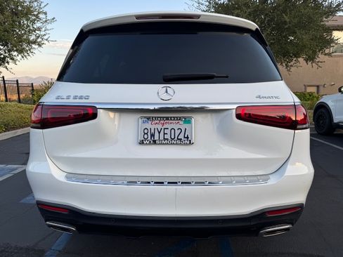 Used 2021 Mercedes-Benz GLS 580 4MATIC image 11