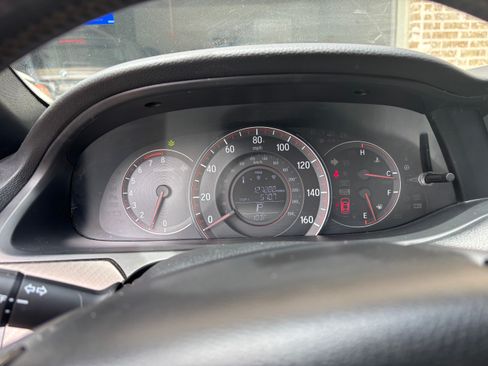 Used 2017 Honda Accord Sport image 6