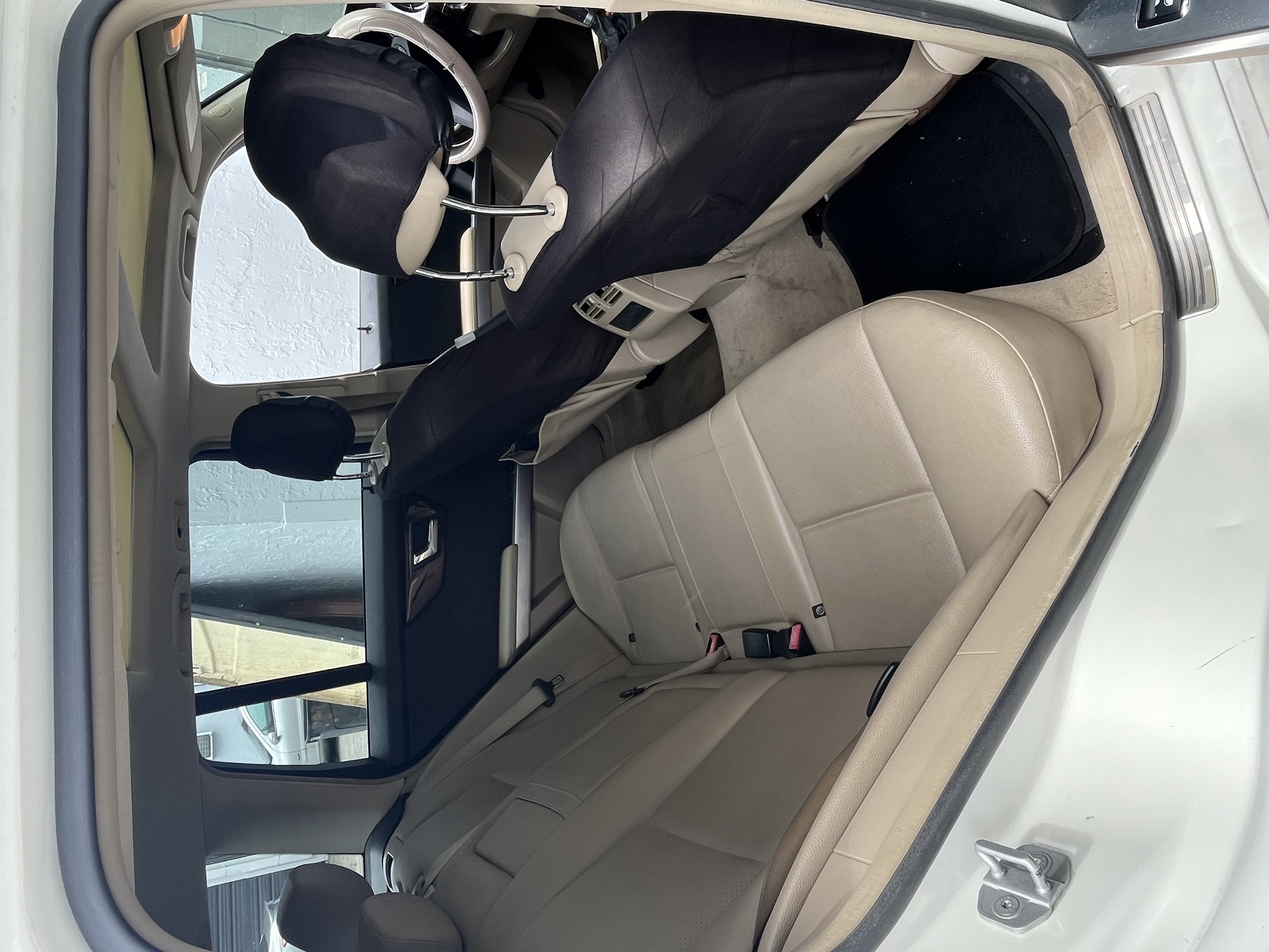 Used 2010 Mercedes-Benz GLK 350 2WD image 5