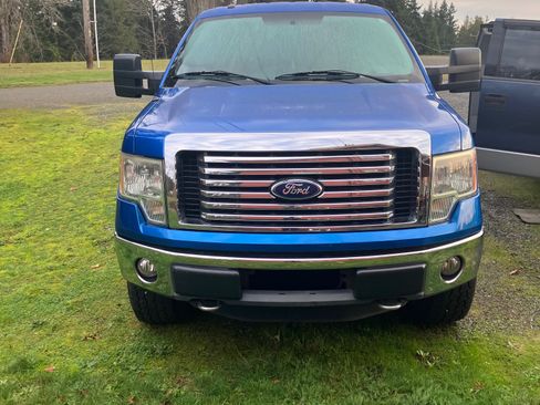 Used 2011 Ford F150 XLT w/ XTR Pkg image 2