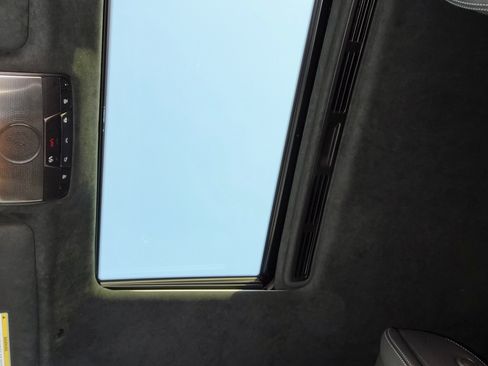 Used 2023 Mercedes-Benz G 550 image 16