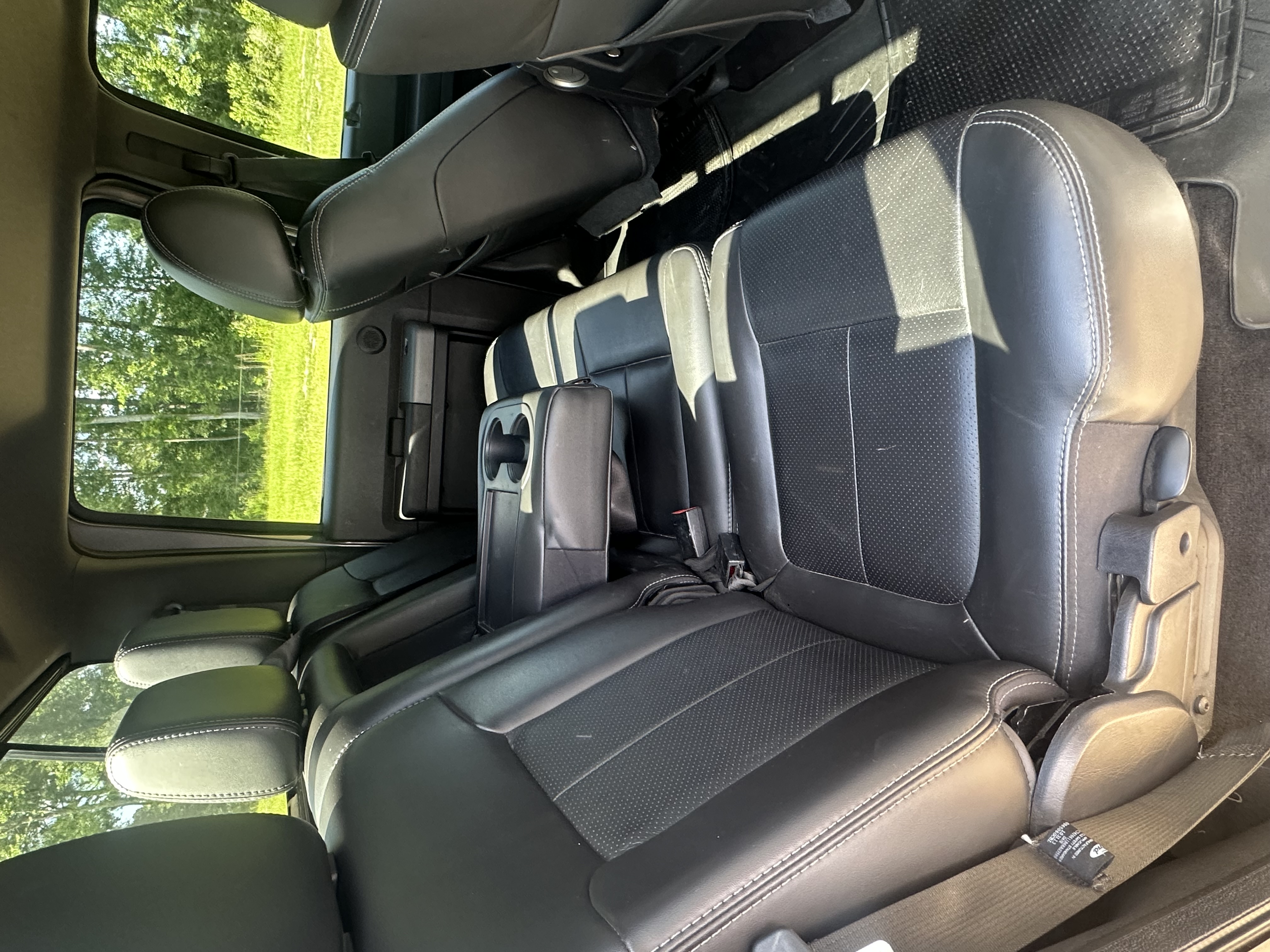 Used 2011 Ford F350 Lariat w/ Lariat Interior Pkg AWD/4WD image 17
