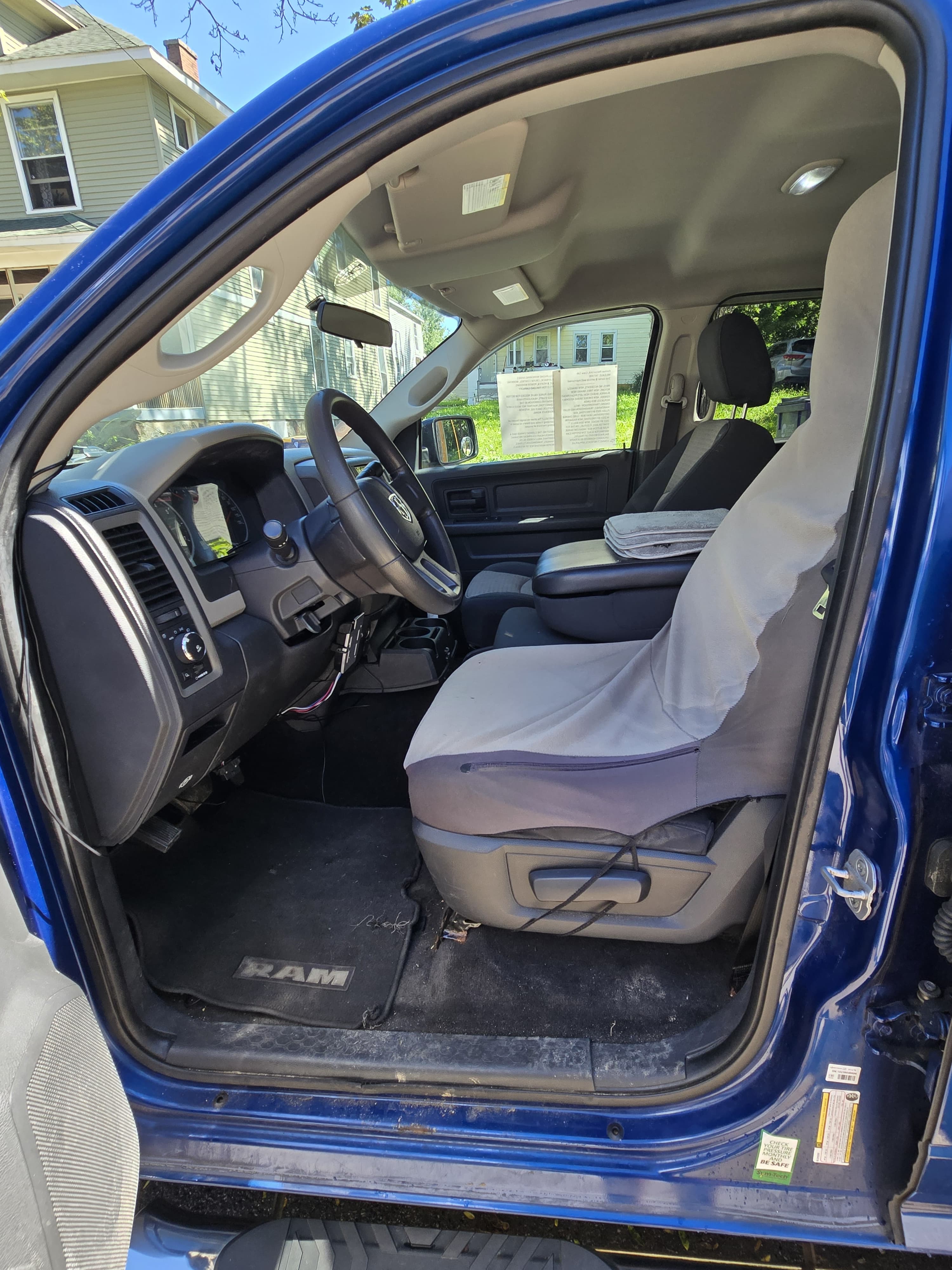 Used 2010 Dodge Ram 1500 Truck ST w/ SXT Appearance Group AWD/4WD image 21