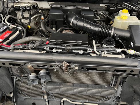 Used 2014 Ford F150 Raptor w/ Equipment Group 801A Luxury image 29